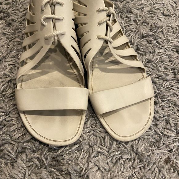 Givenchy Rubber CutOut Accent Gladiator Sandals Size 10 IT 40 - Picture 5 of 11